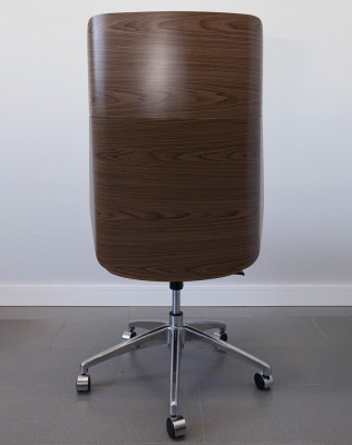 Кресло из натуральной кожи, каркас дерево арт. FX-BC06 - купить в Великих Луках. Цена 34 820.52 руб.