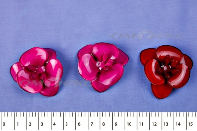 Украшение "Розы крупные" брак - купить в Великих Луках. Цена: 66.10 руб.