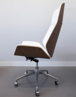 Кресло из натуральной кожи, каркас дерево арт. FX-BC06 - купить в Великих Луках. Цена 34 820.52 руб.