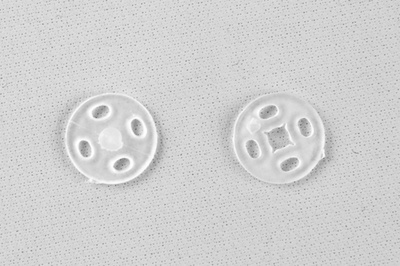Кнопки пришивные пластиковые 10 мм, блистер 24шт, цв.-прозрачные - купить в Великих Луках. Цена: 48.41 руб.